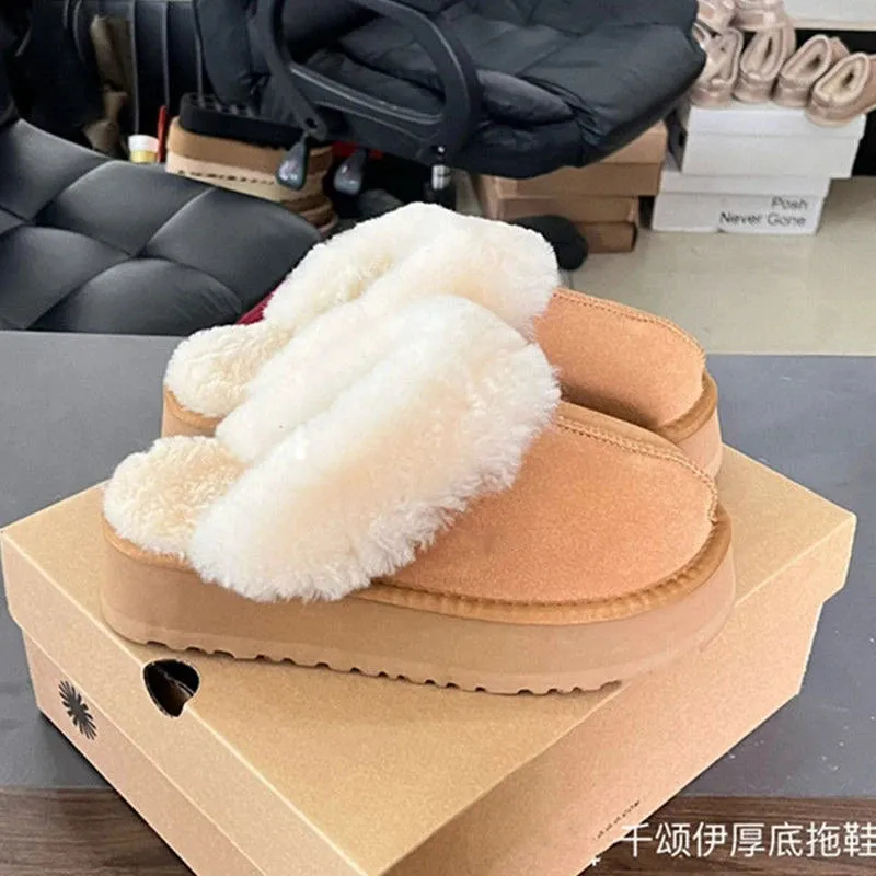 2024 Winter Shoes Ultra Mini New Short tube Flat bottomed Thickened and flannel Warmth sheep fur intergrated women Snow boots