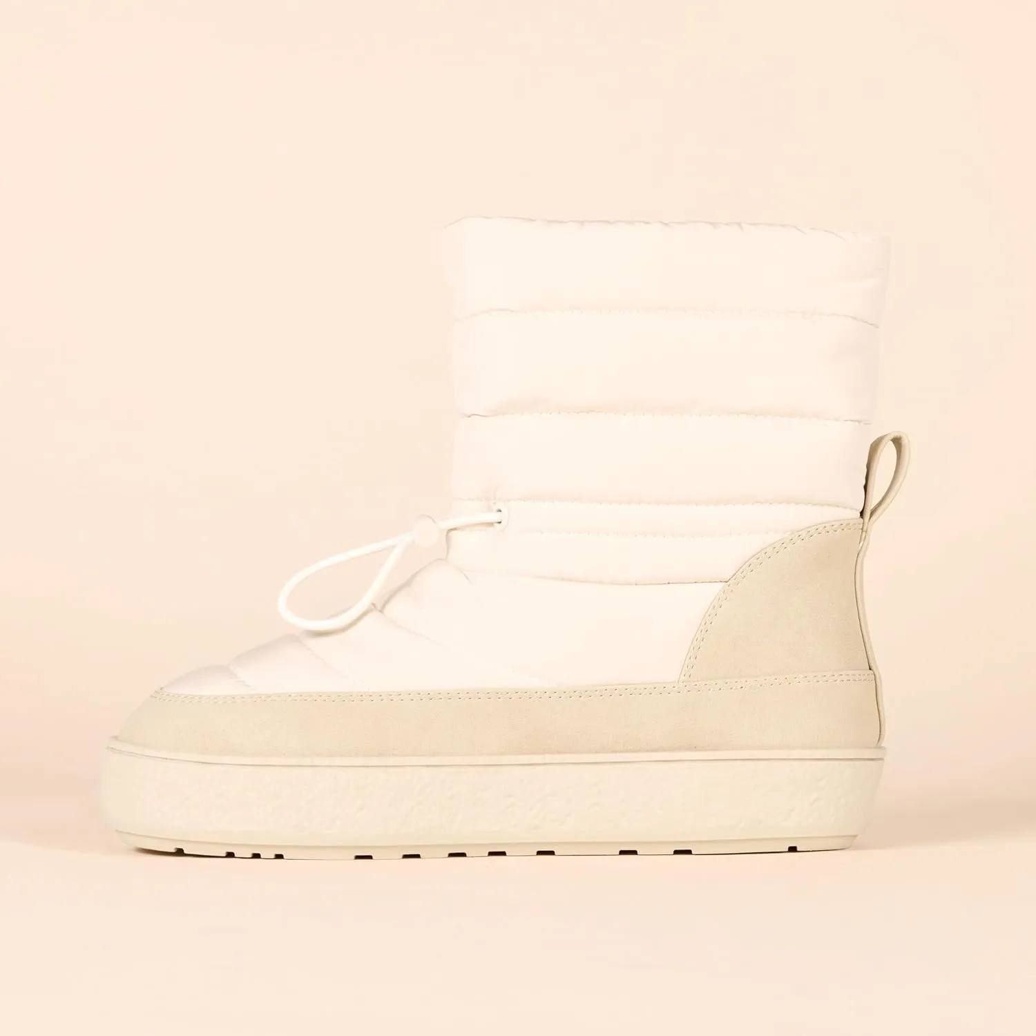 Amazon Essentials Women's Pull On Puffer Boot