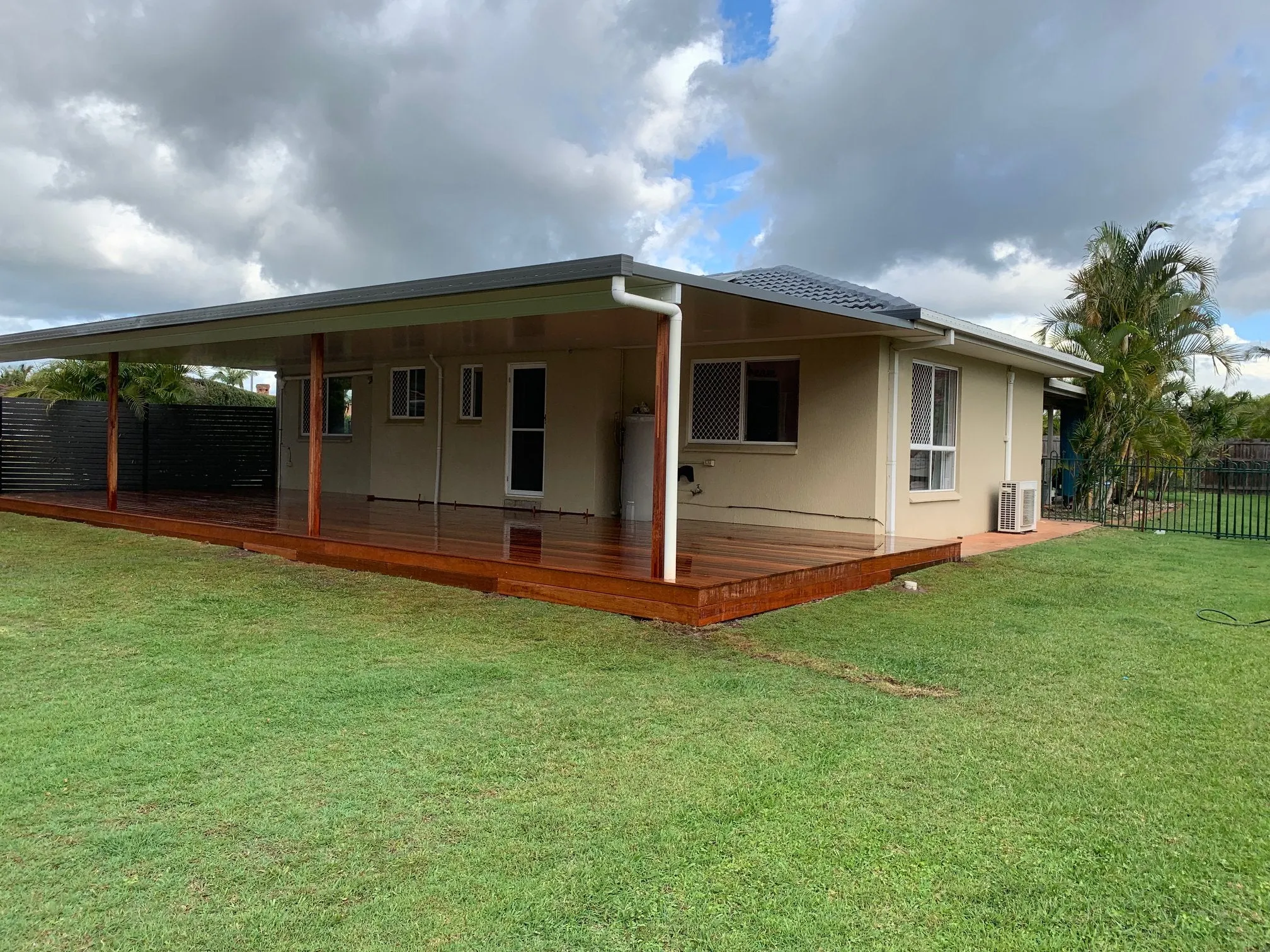 Attached Insulated Patio/Carport Metal Fascia 13 x 4.0m