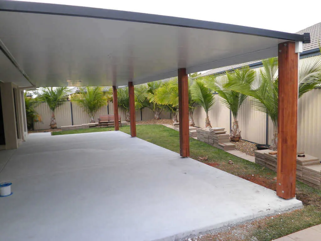 Attached Insulated Patio/Carport Metal Fascia 3 x 2.8m