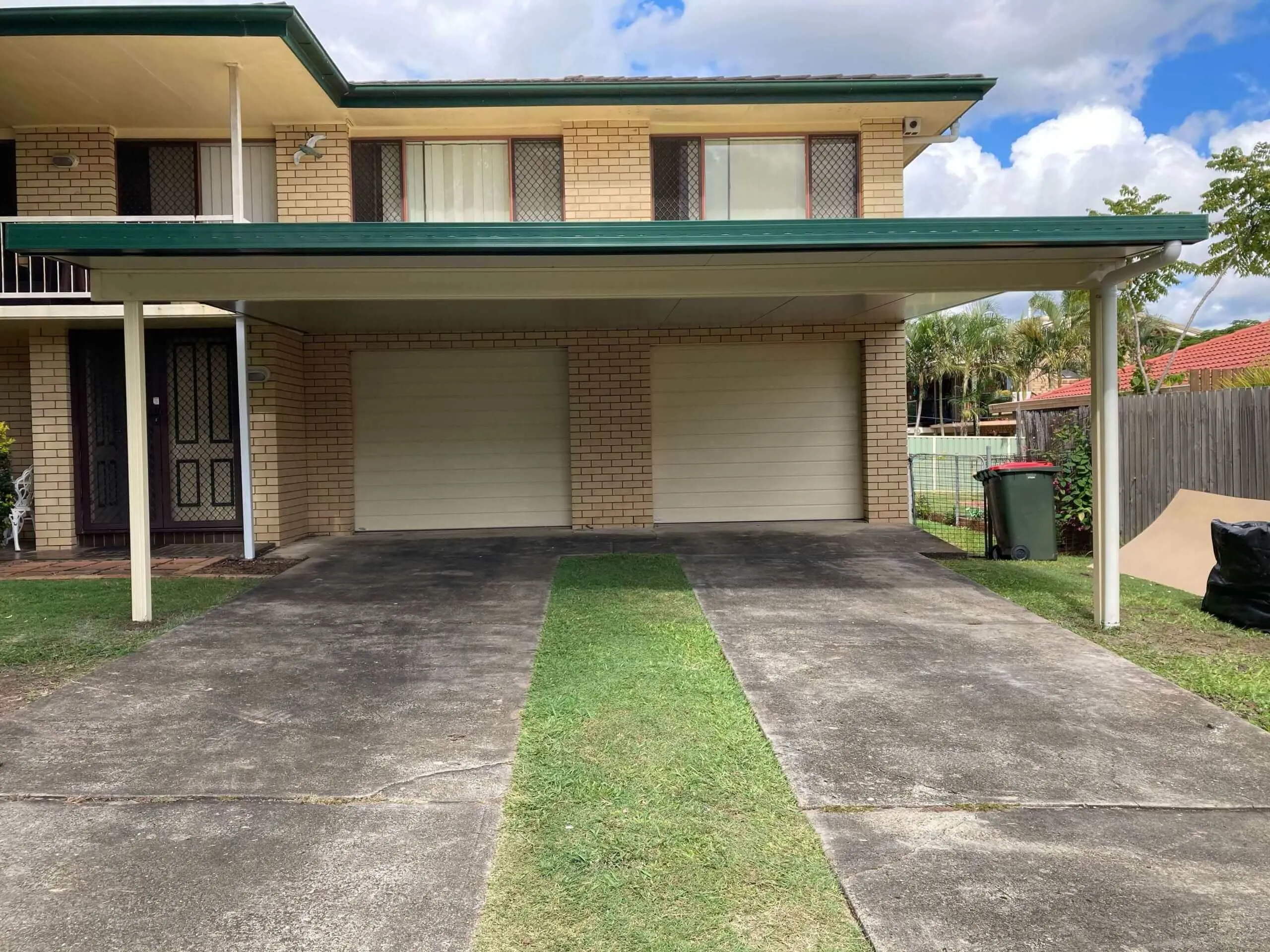Attached Insulated Patio/Carport Metal Fascia 6 x 5.2m