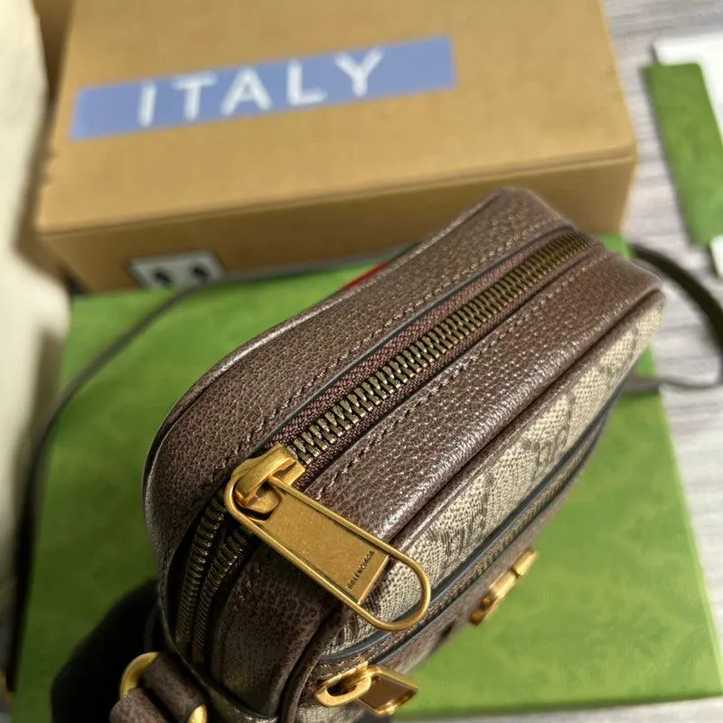 Charm - GG Bags - 1579
