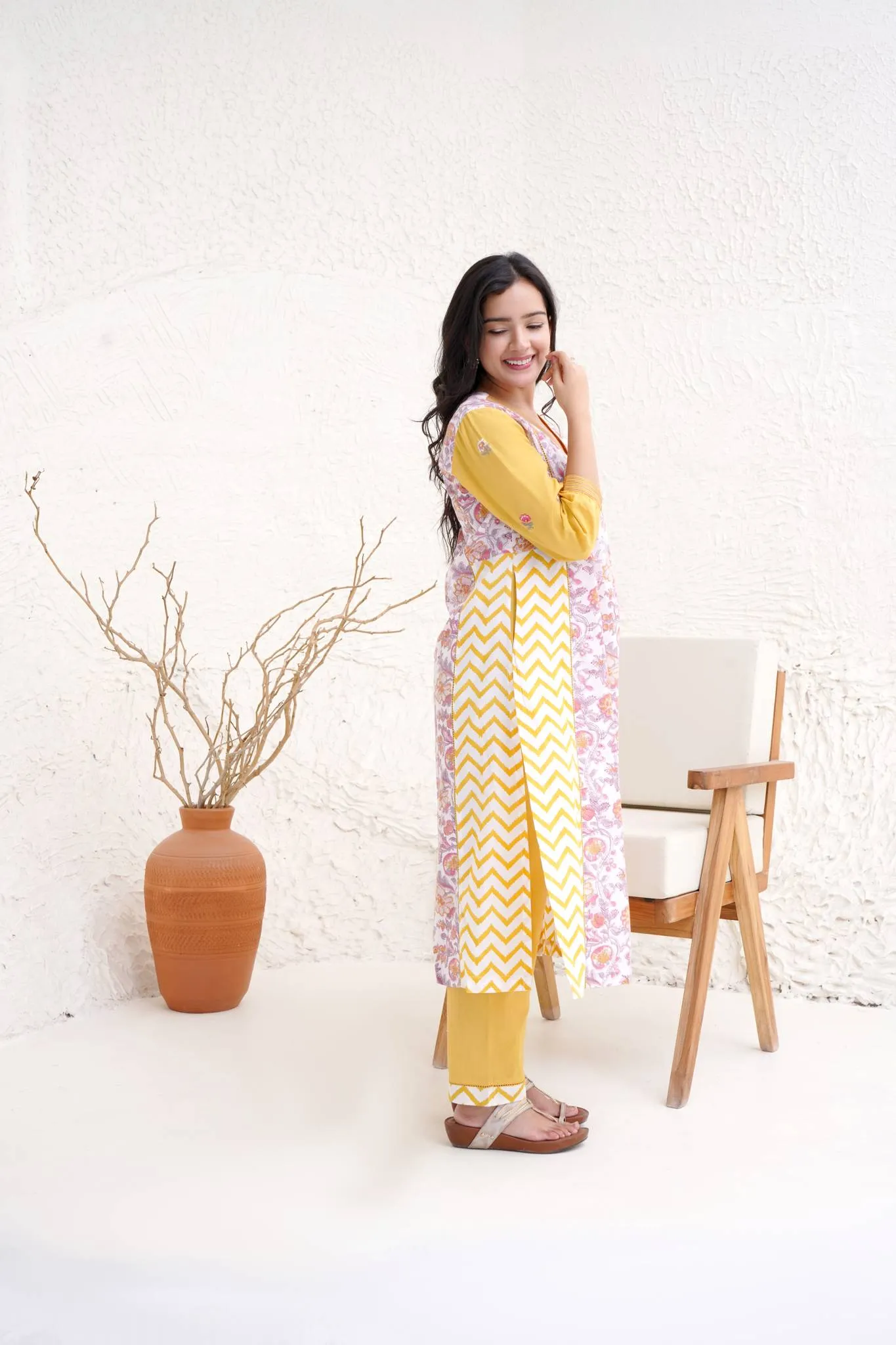 Chintz Chevron Kurta with Narrow Pants