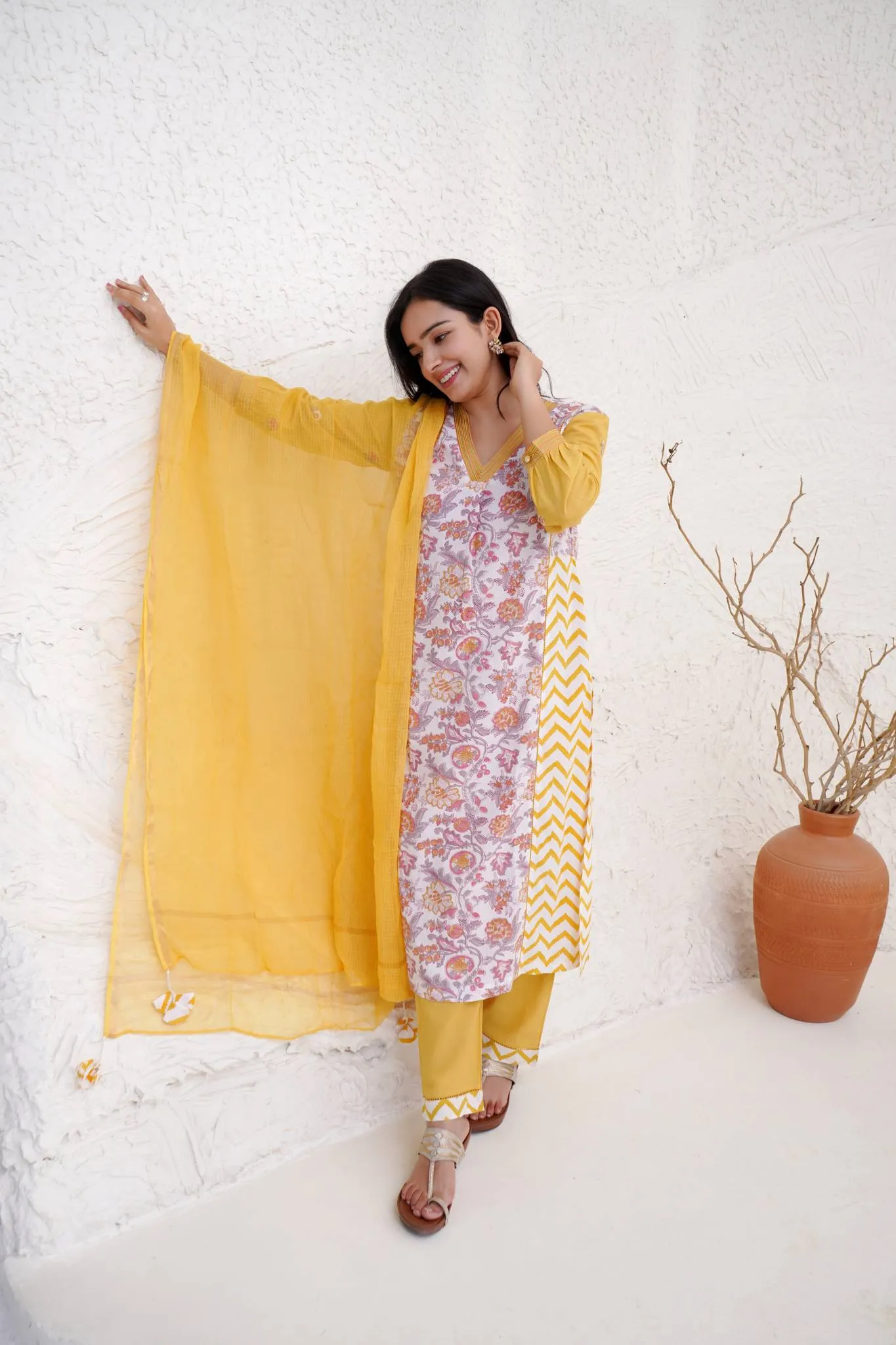 Chintz Chevron Kurta with Narrow Pants