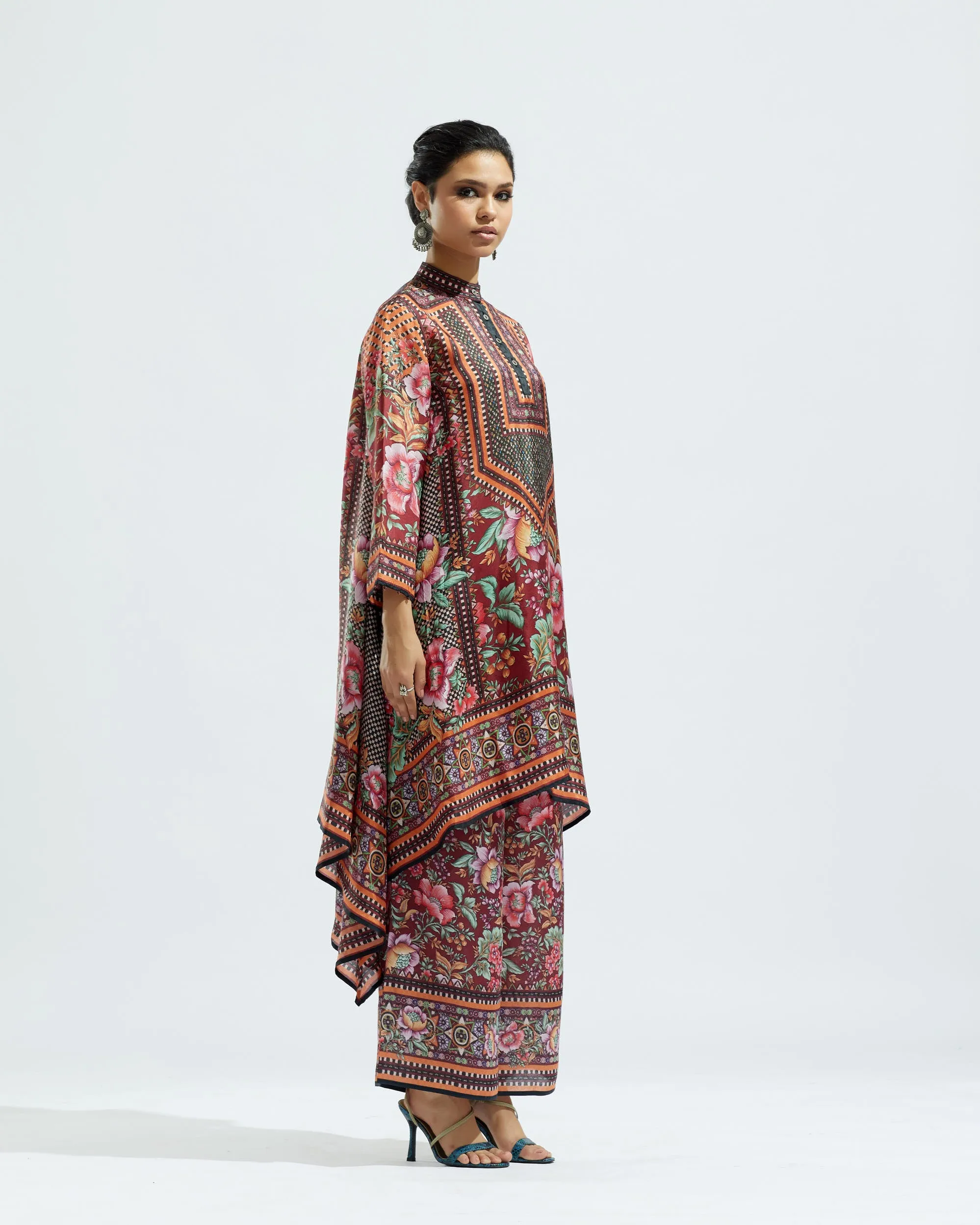 Chintz : Navya - Maroon