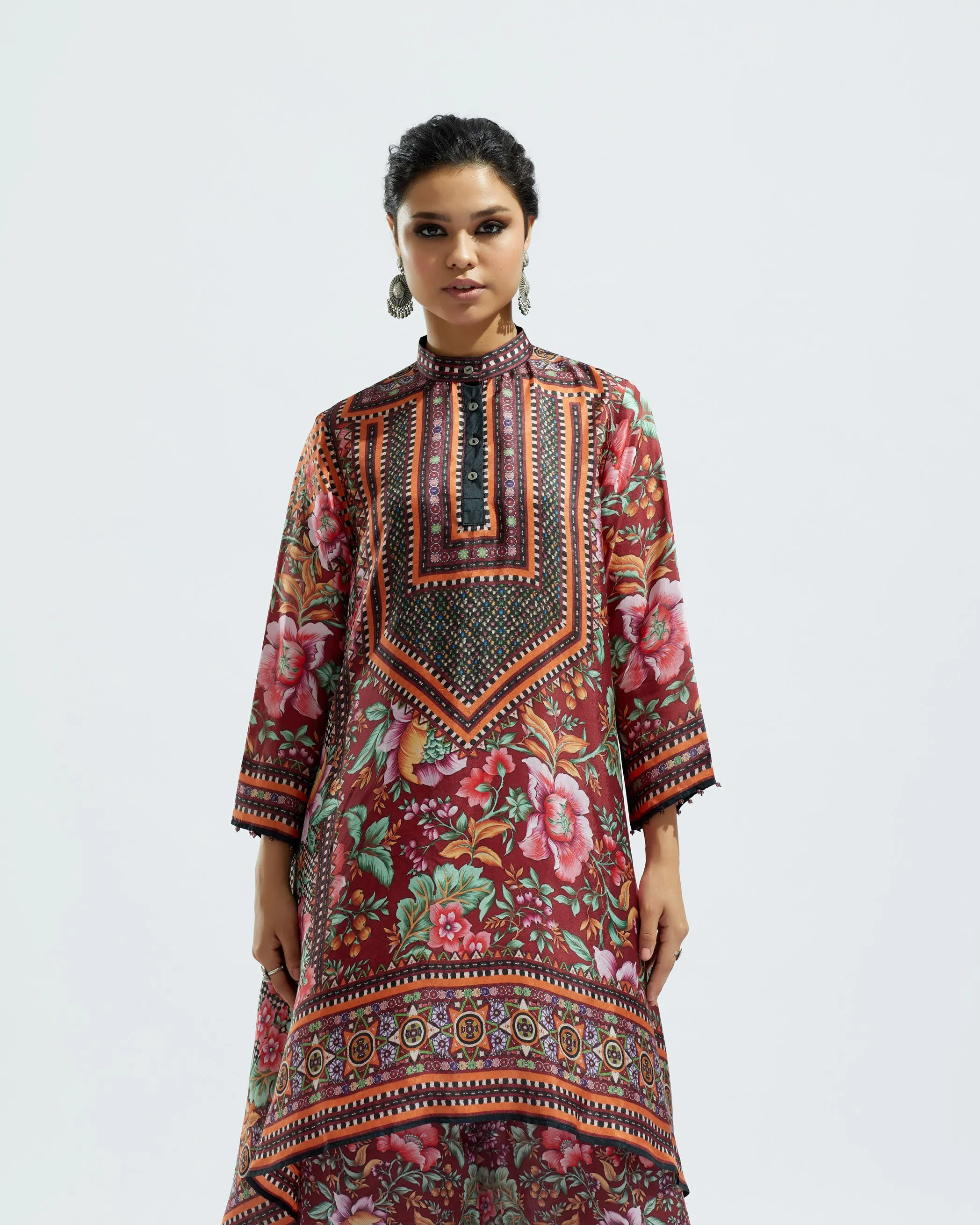 Chintz : Navya - Maroon
