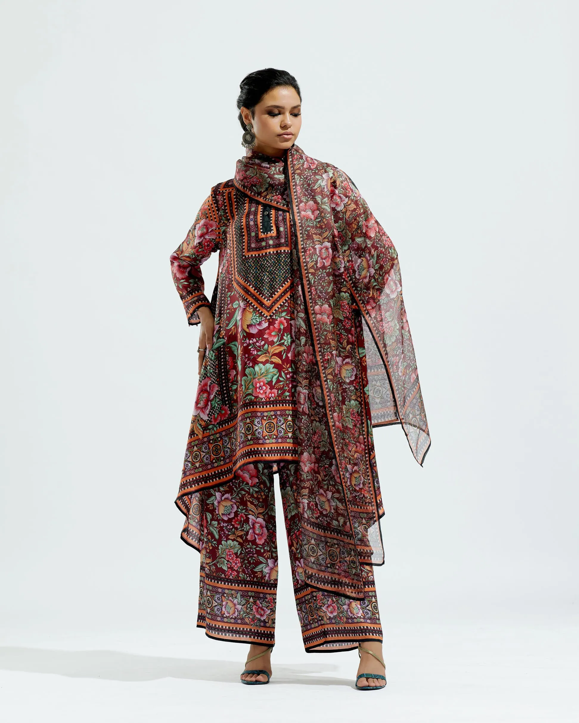 Chintz : Navya - Maroon