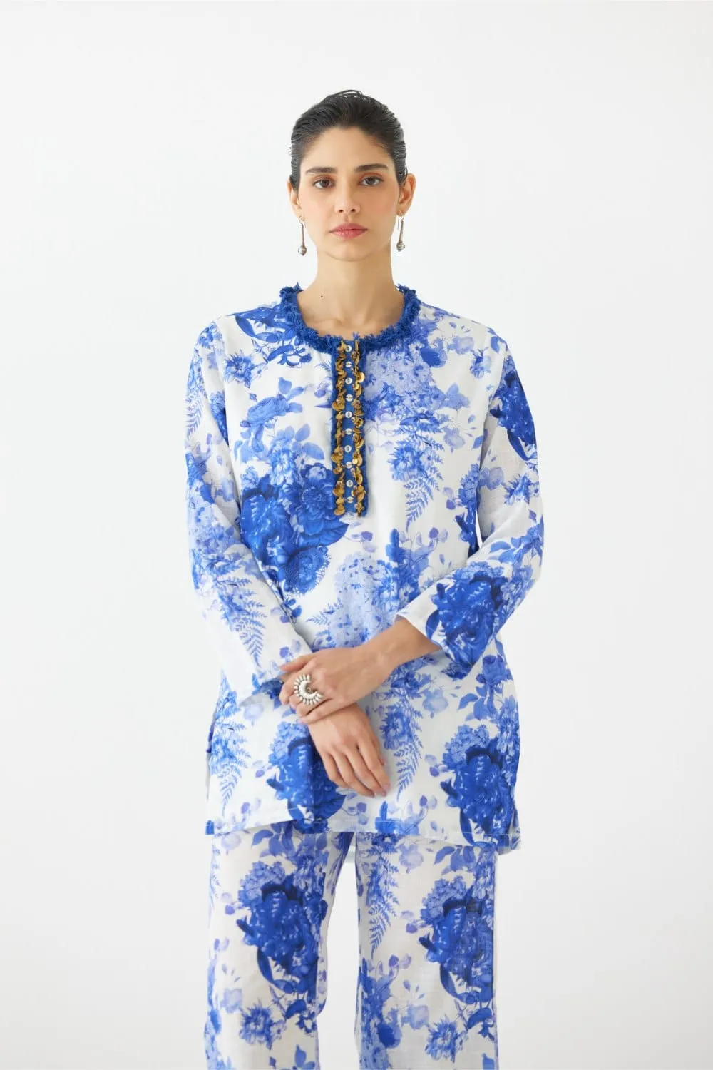 CHINTZ SHORT KURTA AND PANTS
