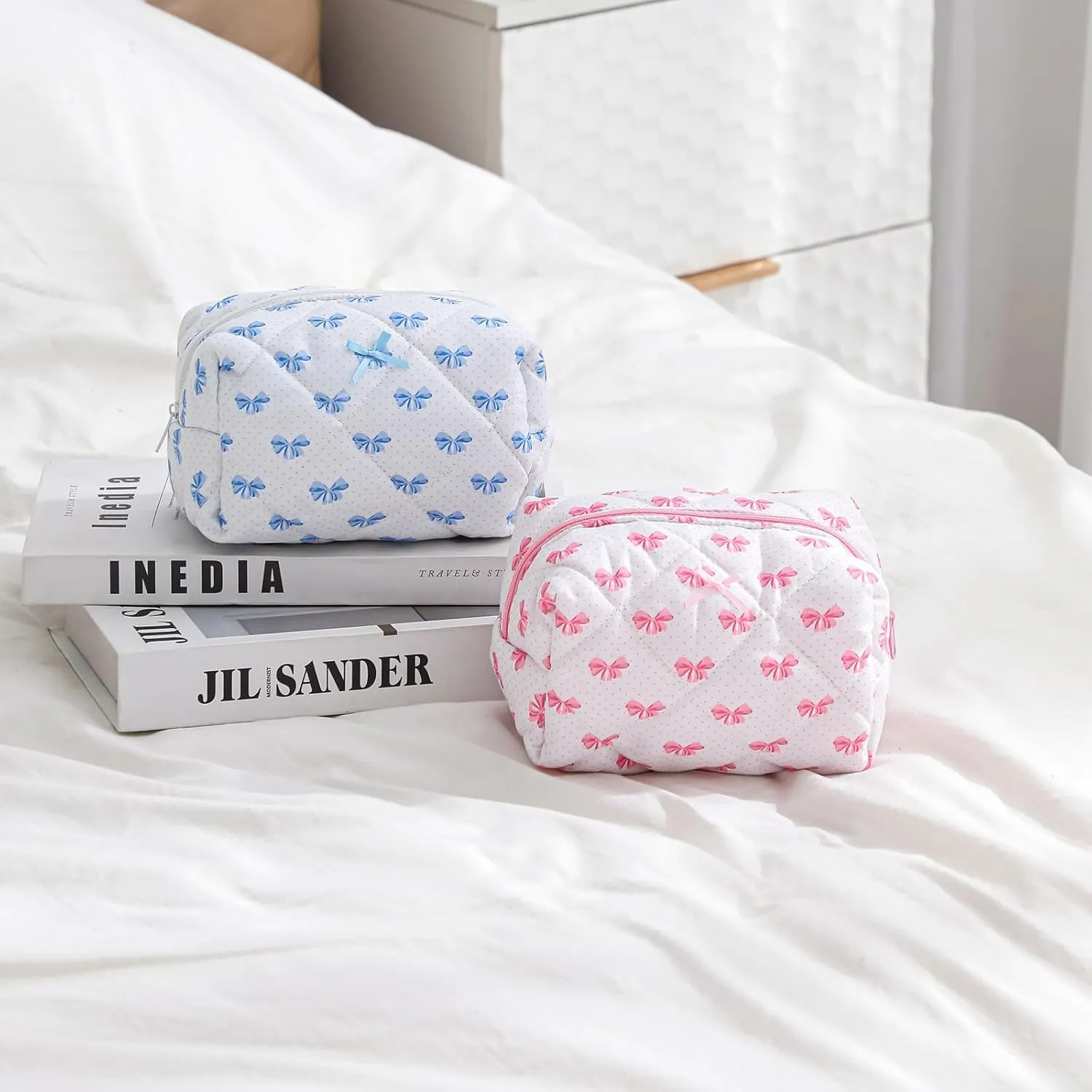 Cute Small Floral Cotton Makeup Bag, Quilted Zipper Pouch with Coquette Bear for Women and Girls, Kawaii Travel Cosmetic Bags for Purse(12White-pink bow)