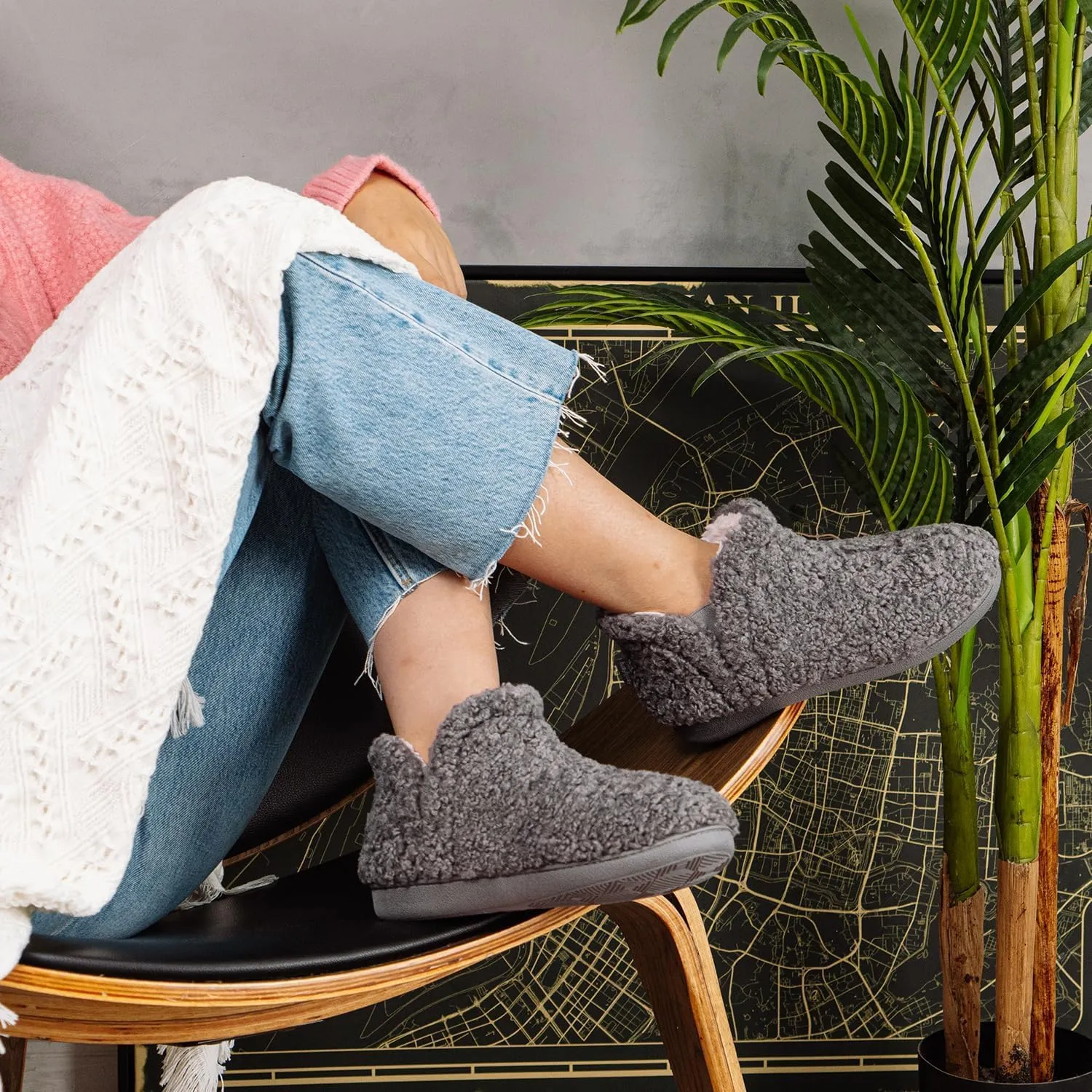 FamilyFairy Bootie Slippers for Women Warm House Shoes Memory Foam Indoor Outdoor Fuzzy Boots with Rubber Sole
