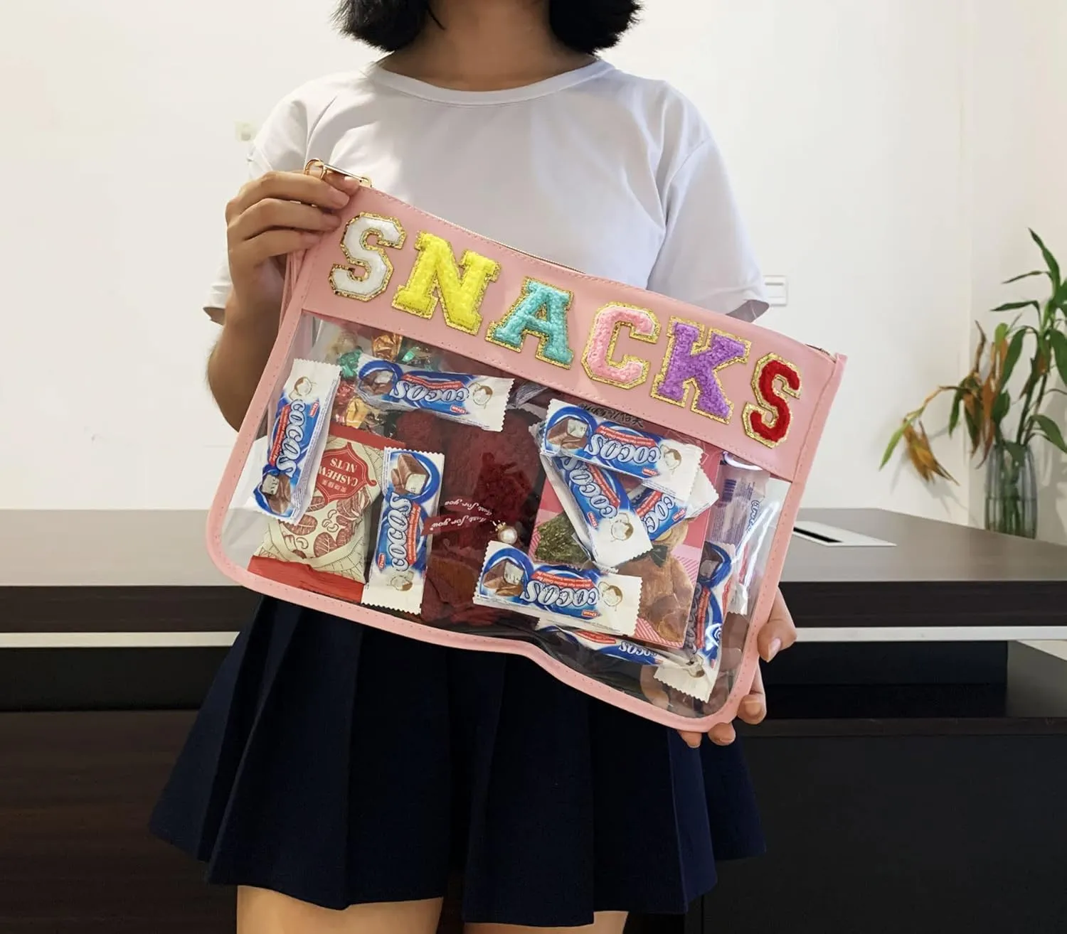 HASIOY Clear Pouch With Patches Snacks Bag Chenille Letter Bag Cosmetic Tote Bag With Gold Shoulder Straps