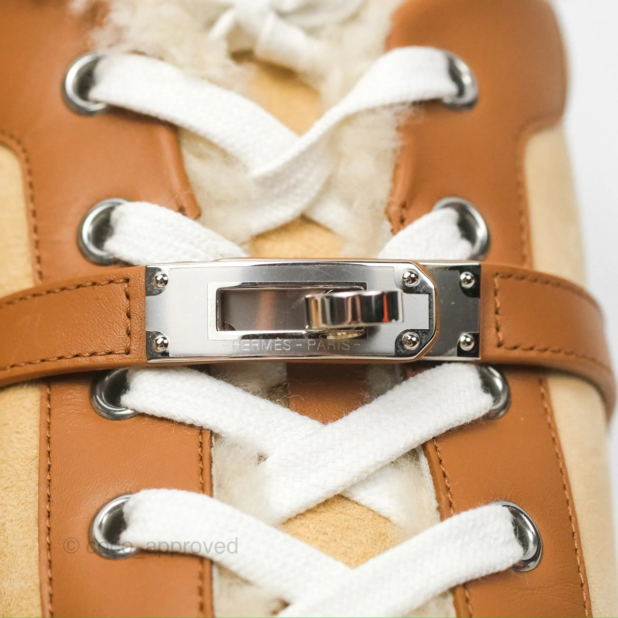 Hermès Day Sneakers Beige Palomino / Naturel Shearling Suede Size 39