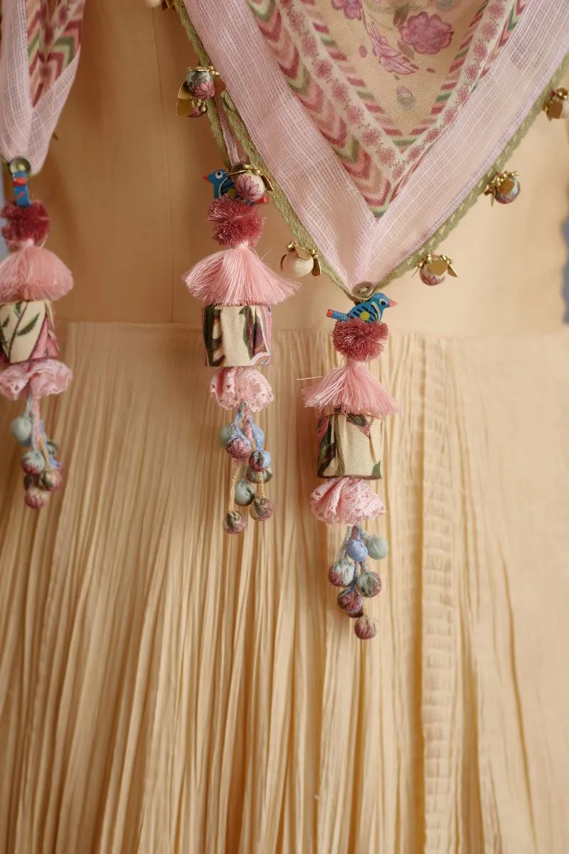 Kasturi hiral scarf