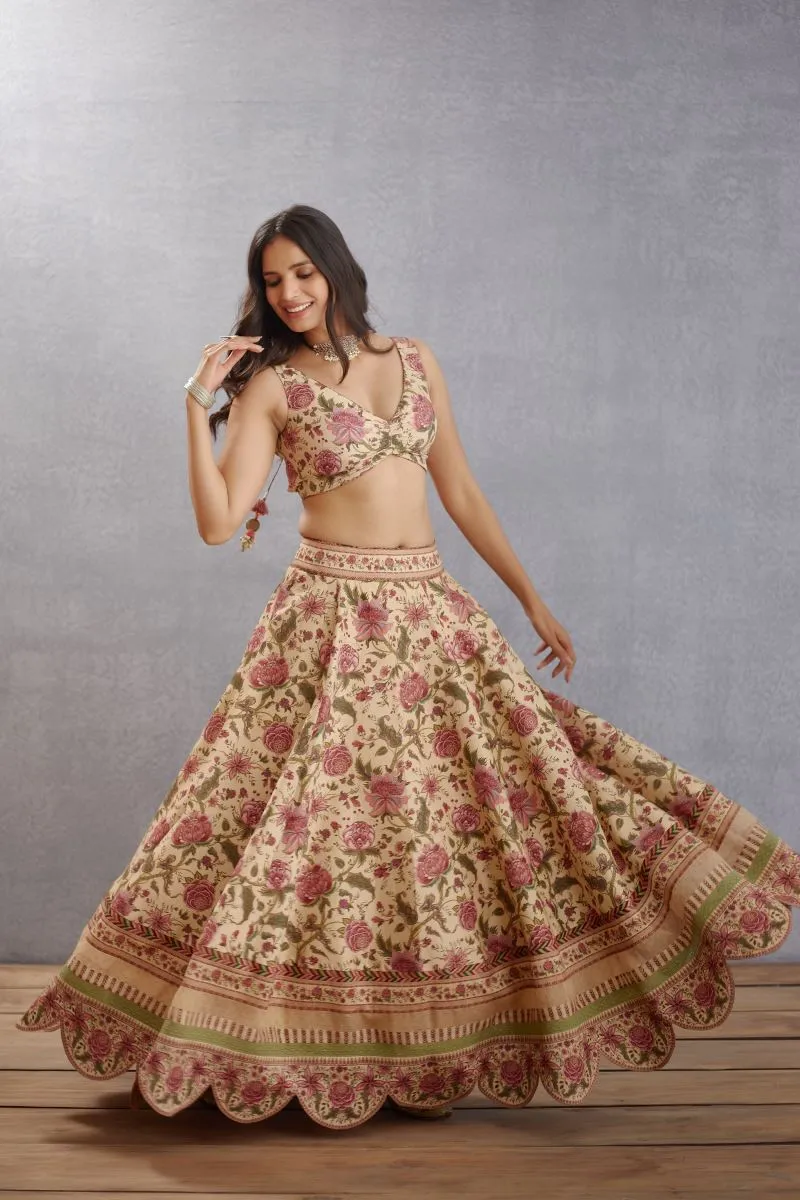 Kasturi mumtaz lehenga set