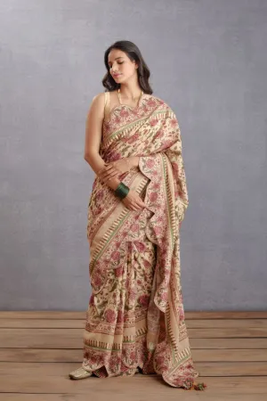 Kasturi vanida sari