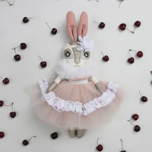 Keepsake Mon Chéri Hebe Hare