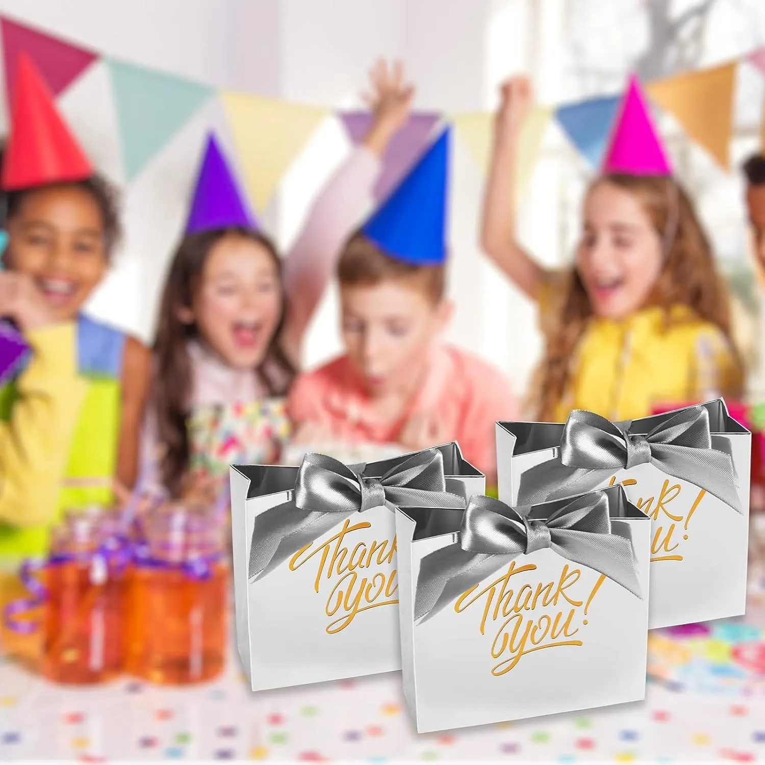 KPOSIYA Small Gift Bags, 100 Pack Small Thank You Bags 4.5x1.8x3.9 Inches Party Favor Bag Silver Paper Candy Boxes with Bow Ribbon,Mini Gift Box for Wedding Baby Shower Birthday Bridal Business Party Supplies (Silver)