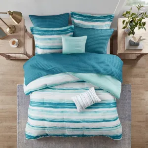 Madison Park Marina Comforter Quilt Combo Set - Modern Luxury Design, All Season Down Alternative Bedding, Matching Shams, Decorative Pillows, Full/Queen(90"x90"), Aqua 8 Piece