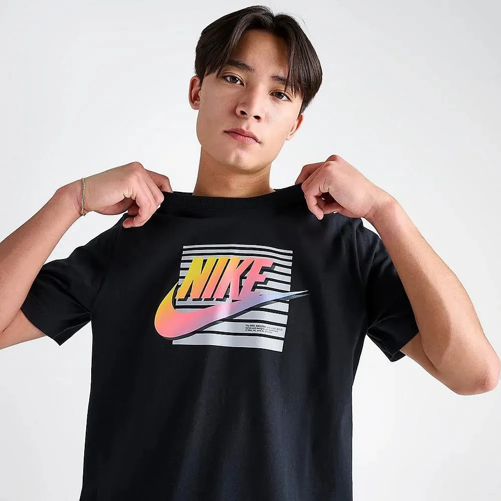 Men's Nike Sportswear Futura Gradient Graphic T-Shirt FQ7995-010