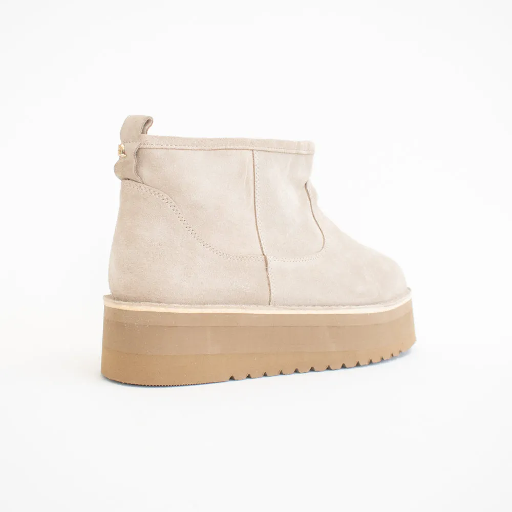 Noor Beige Suede