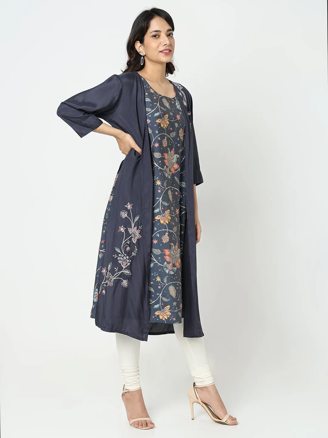 Nylangan Straight Fit Embroidered Kurta