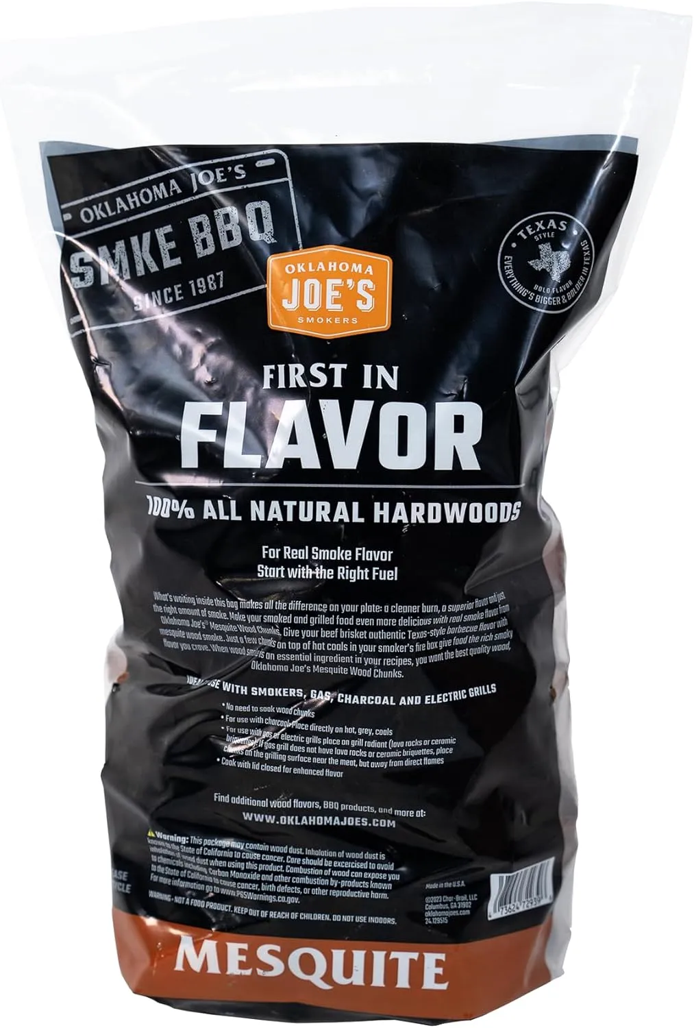Oklahoma Joe's® Mesquite Wood Chunks, 432 cu in bag - 3947293R04