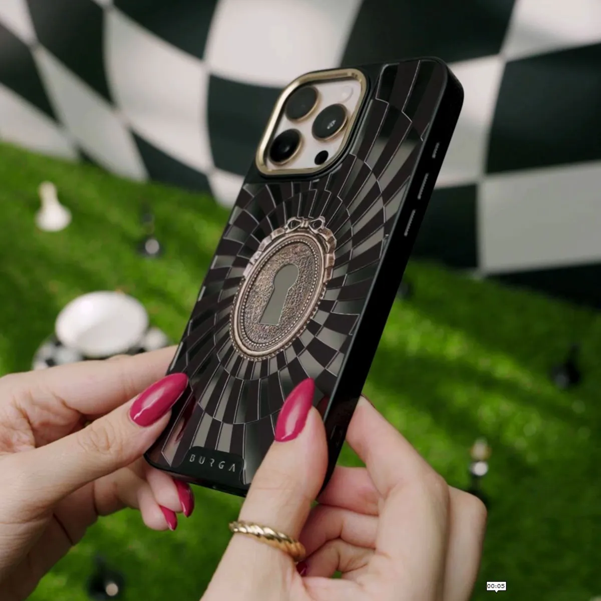 Paradox - iPhone 16 Pro Case