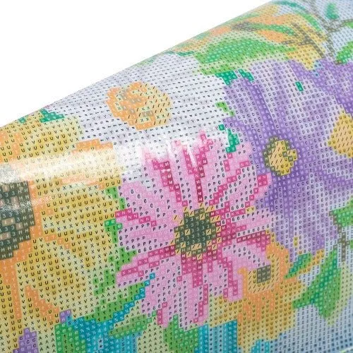 "Spring Chintz" Crystal Art Scroll Kit 35x45cm