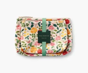 Roses Zippered Pouch Set
