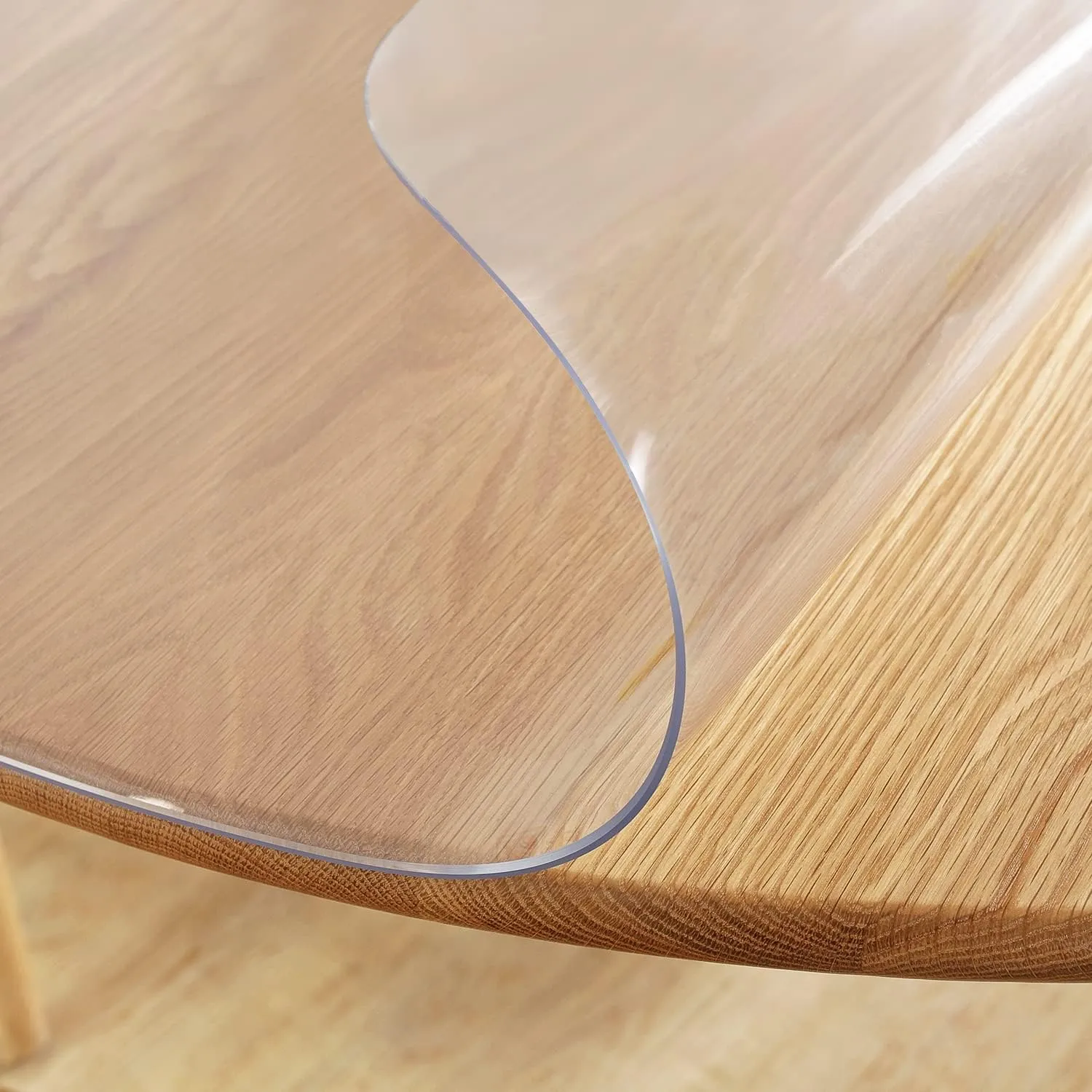 Royhom Clear Round Table Cover Protector 2mm Thick, Dia. 40 Inch Round Clear Table Protector, Waterproof Plastic Tablecloth, Easy to Clean PVC Desk Mat
