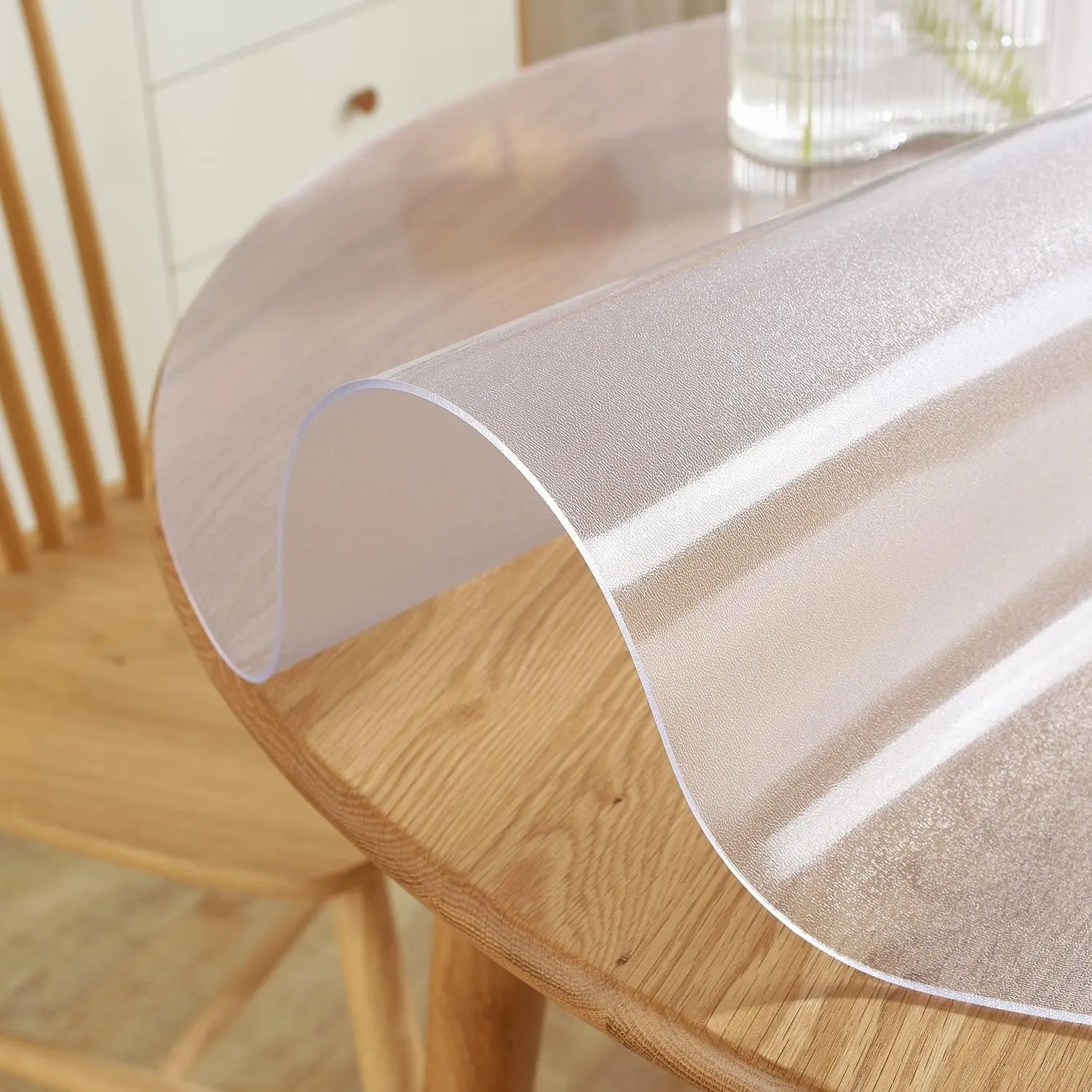 Royhom Frosted Plastic Table Cover Protector 2mm Thick, Dia. 40 Inch Round Table Protector, Waterproof Plastic Tablecloth, Easy to Clean PVC Desk Mat