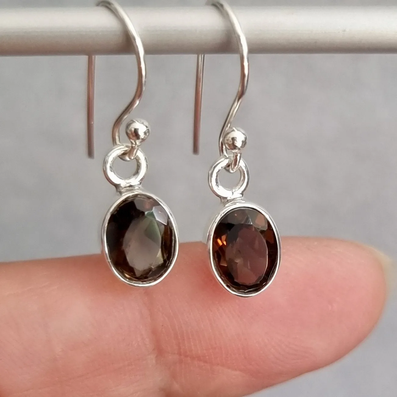 Small Oval Smoky Quartz 925 Silver Dangle Earrings, E7SQ