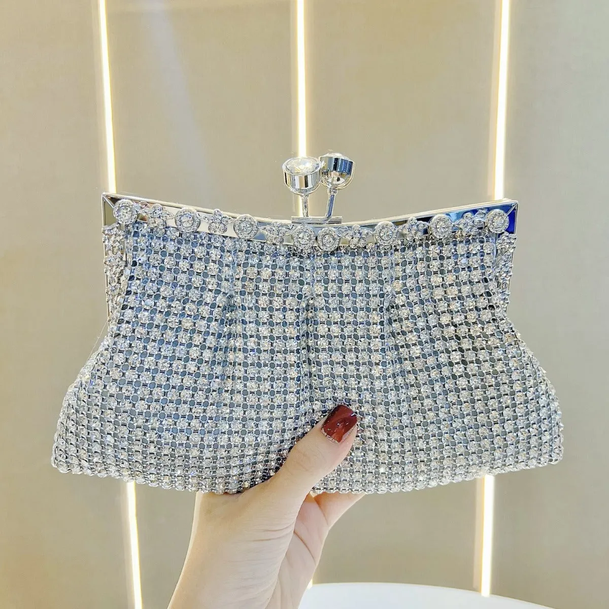 THEMEISLES 2025New New retro high-end luxury women's bags, dinner clutch bags, small handbags, single shoulder messenger dinner bags.