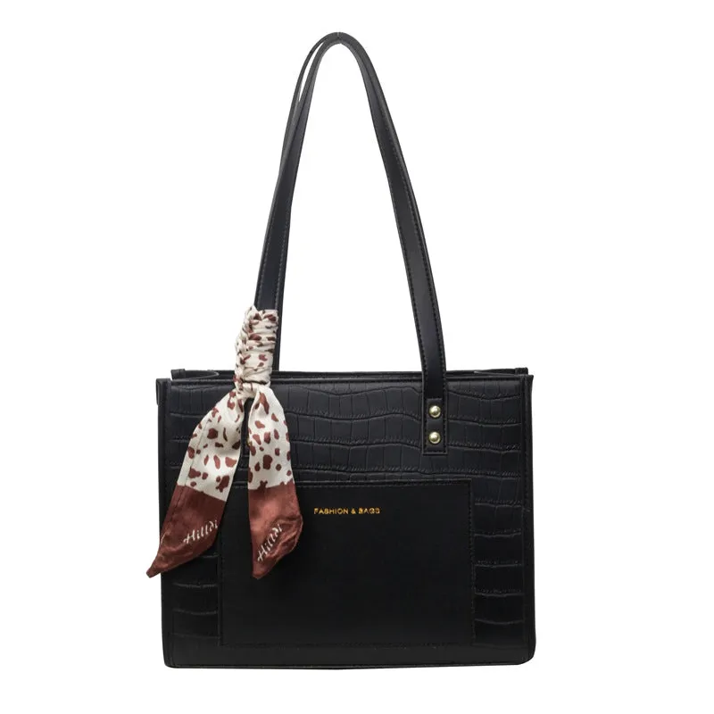 VLOVELAW 2025 Casual women's bags, fashionable underarm shoulder bags, commuter women's backpacks, large capacity Korean version, new popular small square bags.