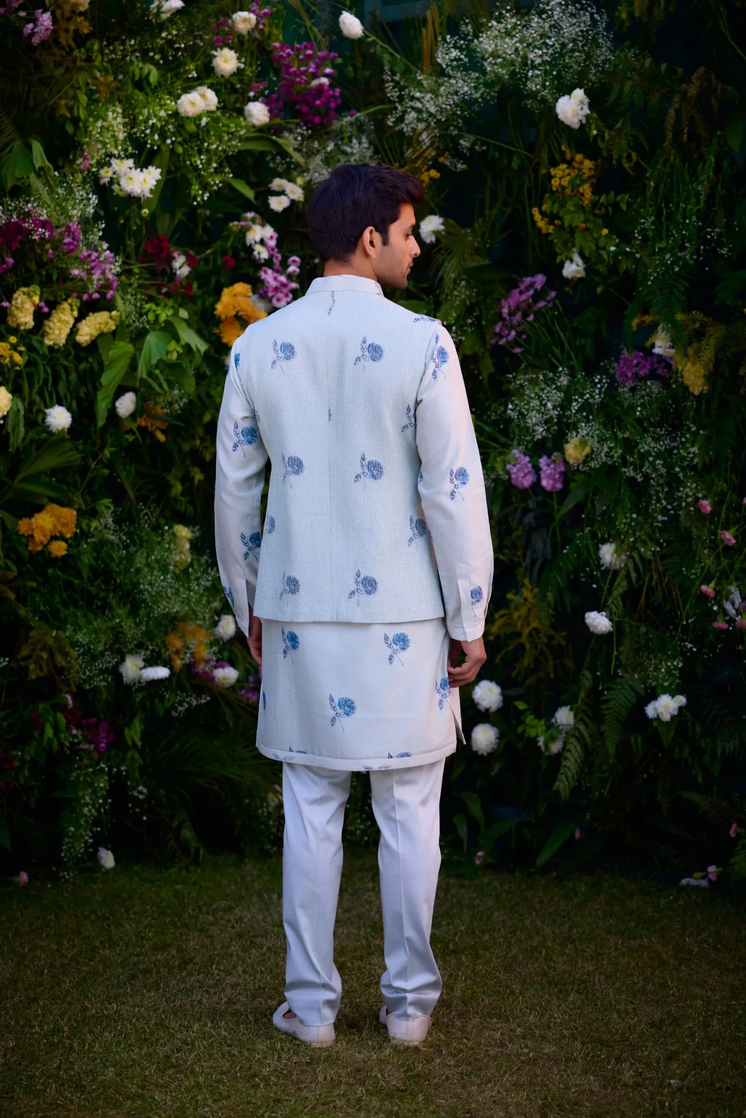 Waist Coat And Kurta Set