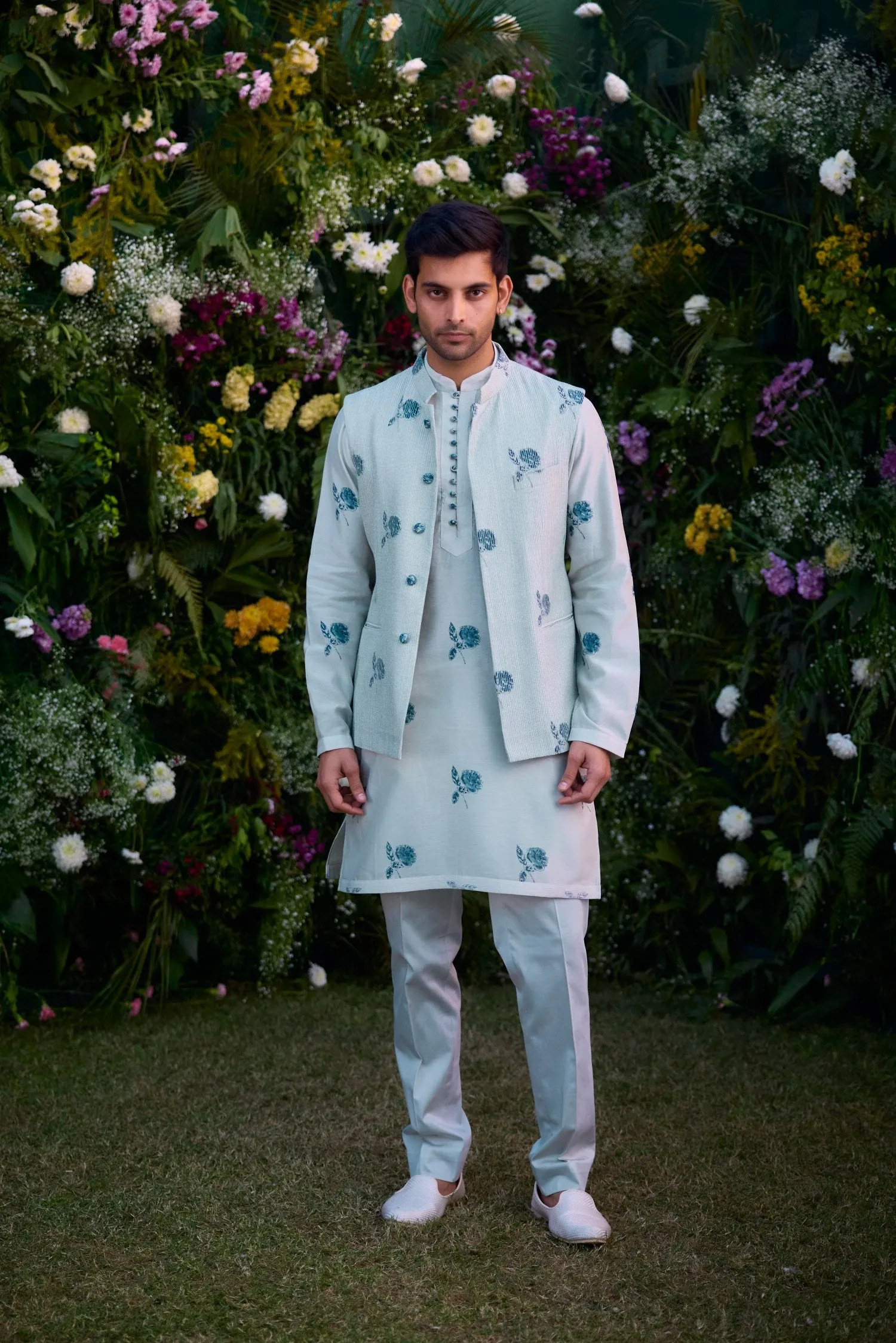 Waist Coat And Kurta Set