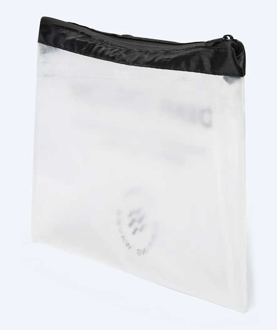Watery wet/dry swim-care bag
